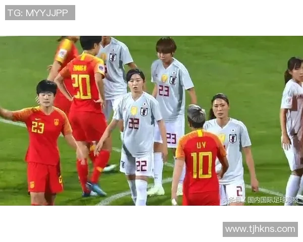 国王队球员视角分析女足球星的技术特点与职业发展路径 国王队球员视角分析女足球星的技术特点与职业发展路径